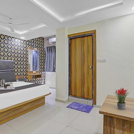 Hotel O Hill View Vadodara Exteriör bild